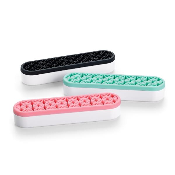 Qosmedix expands color offering of its best-selling silicone beauty tool organizers